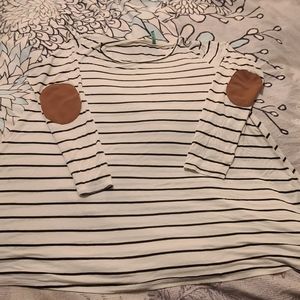 Gently used black and white stripe shirt with elbow patches 3x 22/24